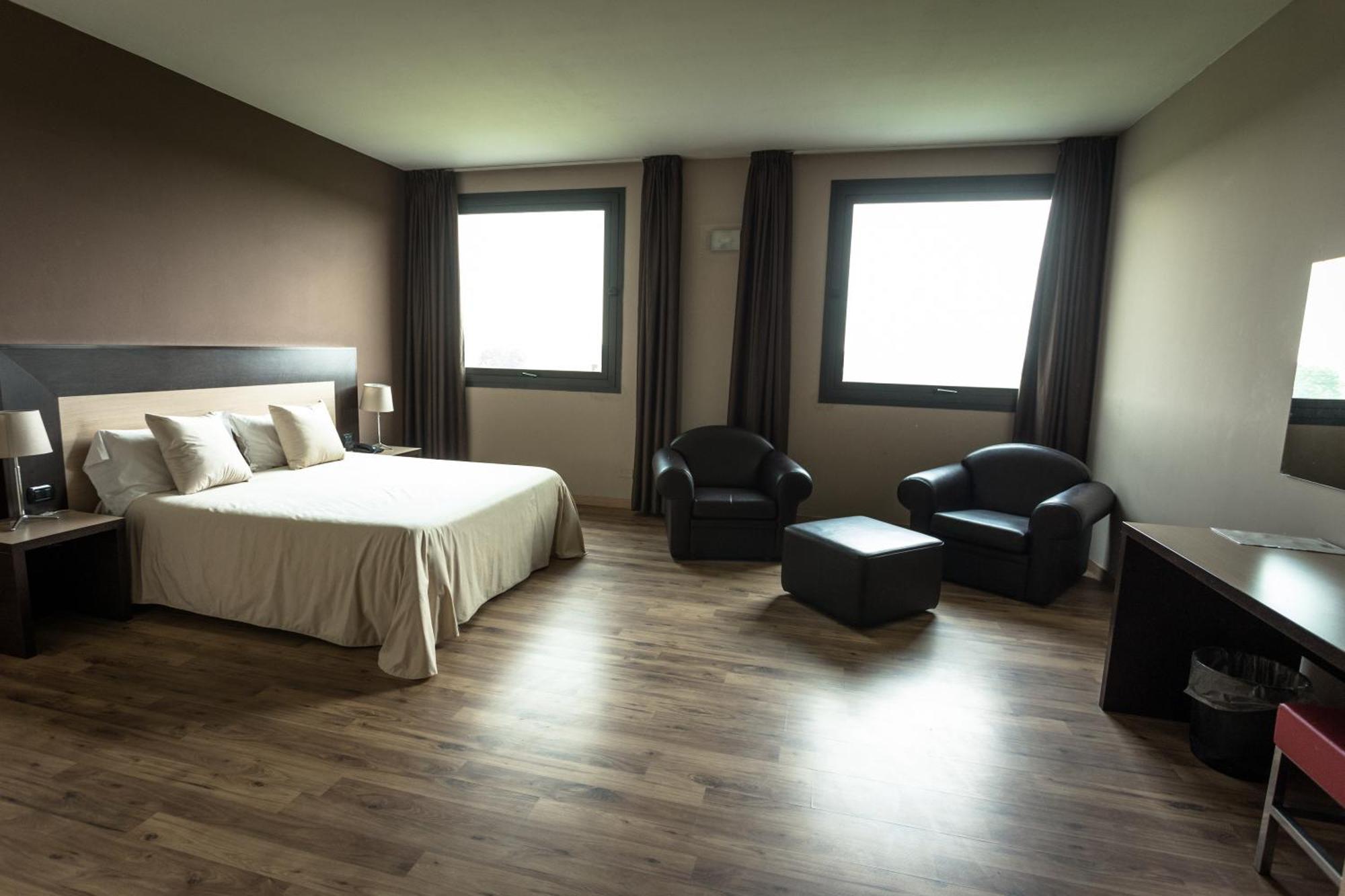 Hotel Don Camillo Brescello Eksteriør bilde