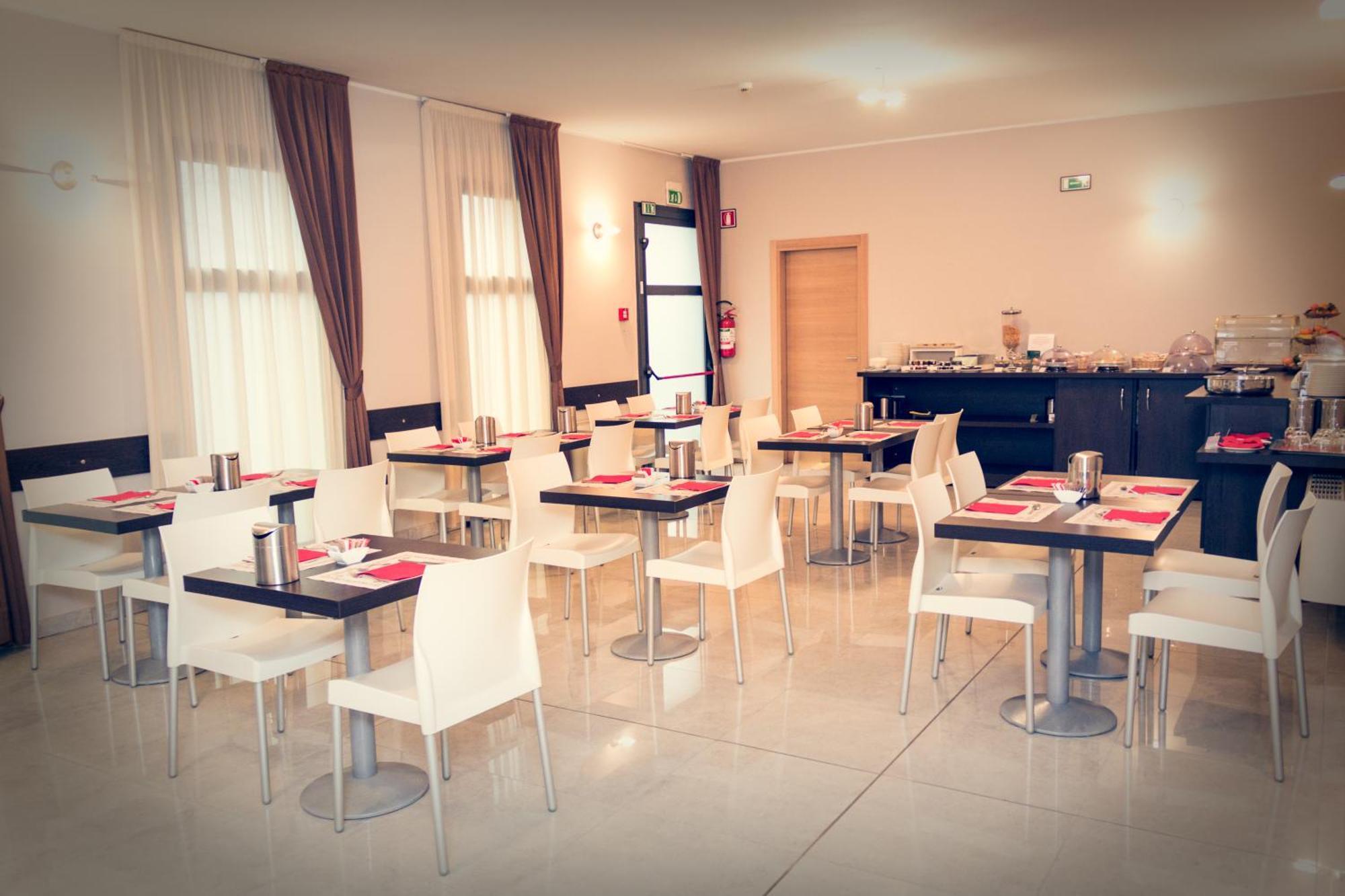 Hotel Don Camillo Brescello Eksteriør bilde