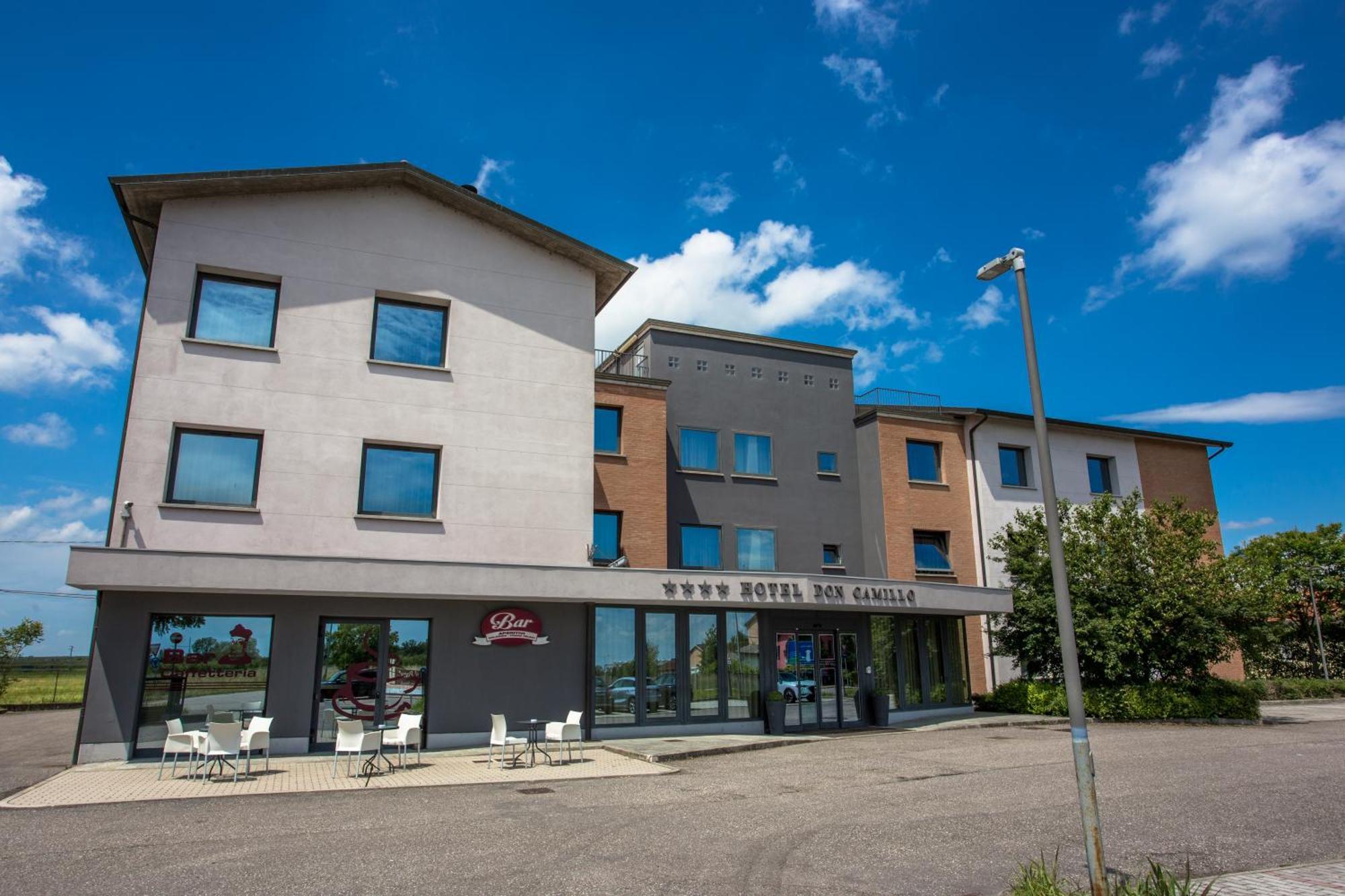 Hotel Don Camillo Brescello Eksteriør bilde